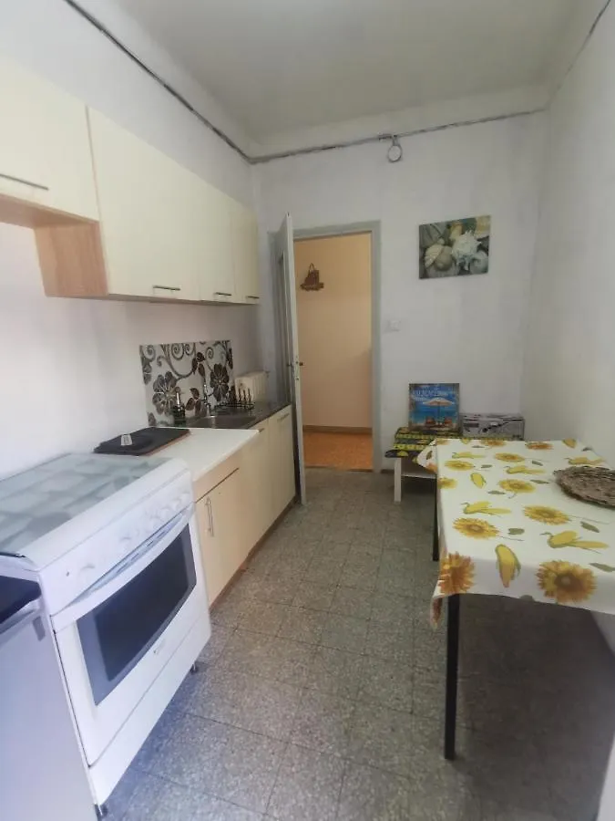 Via Zeffiro Apartment Sanremo